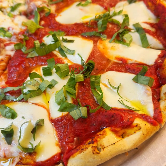Margherita Pizza.